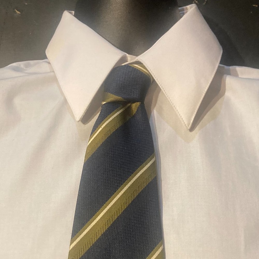 Hugo Boss Mens Silk Necktie Blue Gold Striped Tie Italy